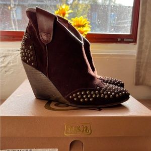 Ash platform cowboy booties!